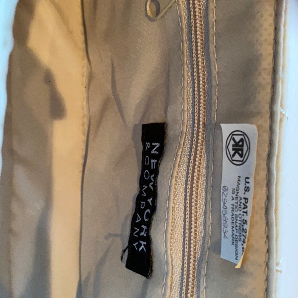 Purse - Picture 4 of 5